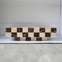 Table basse en marbre italien à carreaux de luxe, table centrale carrée moderne en pierre naturelle avec base sur piédestal