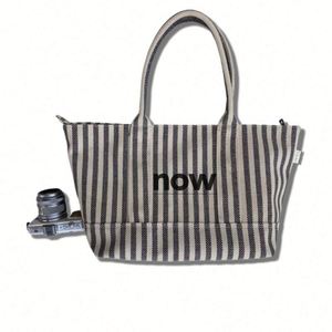 Sac de shopping en toile personnalisé pour femmes, grande taille, avec logos, sacs pliables rayés en toile, réutilisables, vente en gros à bas prix - Product Image 4