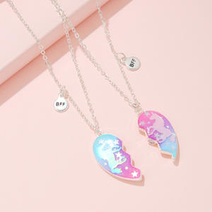 Collar Magnético con Colgante de Corazón Degradado para Niños, Juego de Collares de Atracción Magnética para Mejores <span class=keywords><strong>Amigos</strong></span> - Product Image 2