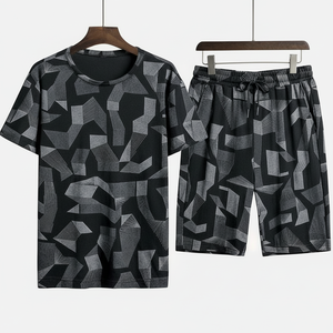 Conjunto de 2 piezas de verano para hombre, camisetas de manga corta con estampado de sublimación de punto transpirable, pantalones cortos, conjunto de chándal High Street Plus - Product Image 1