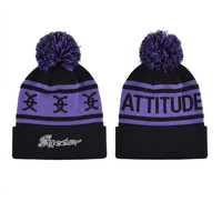 Bonnet de sport de football pour toutes les équipes, design de fabricant, avec pompon, logo brodé et étiquette tissée, style golf