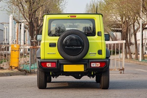 Suzuki Jimny d'occasion 3 portes Hardtop SUV tout-terrain Vert Citron Toit Noir 4 places Conduite à gauche Essence - Product Image 3