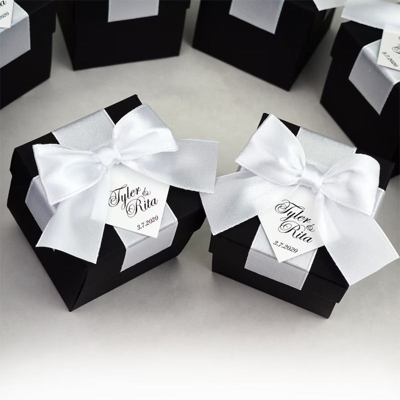 Coffret cadeau de mariage haut de gamme étiquettes personnalisées ruban de Satin nœud boîtes à bonbons et cadeaux de mariage