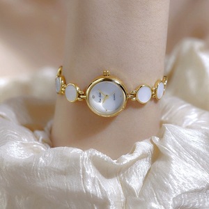<span class=keywords><strong>Montre</strong></span>-bracelet Bee Sis en acier inoxydable, boîtier en alliage, mouvement à <span class=keywords><strong>quartz</strong></span>, style rétro, couleur naturelle Aurora, haute élégance pour <span class=keywords><strong>femme</strong></span> - Product Image 3