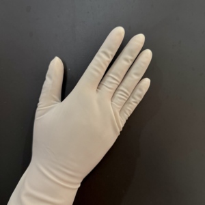 قفازات لاتكس طبية معقمة للاستخدام مرة واحدة خالية من البودرة، قفازات مطاطية طبيعية معقمة للفحص النسائي - Product Image 4