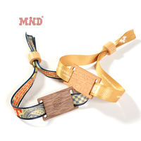 Bracelet écologique 13.56MHZ personnalisé carte en bois fermoir en bambou tissu tissé bracelet RFID pour les événements