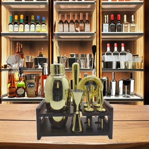 Ensemble de shaker à cocktail professionnel en acier inoxydable 304 de 10 pièces outils de barre de sortie d'usine pour les fêtes à la maison <span class=keywords><strong>tenue</strong></span> de barre de mesure - Product Image 1