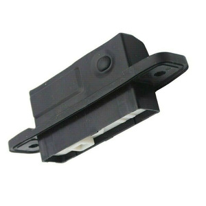 Ouvre-coffre Toyota 84840-28040 Noir Pièce de rechange pour Land Cruiser LC200 - Product Image 5