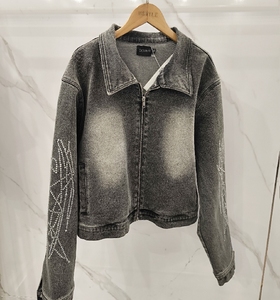 <span class=keywords><strong>Veste</strong></span> en <span class=keywords><strong>jean</strong></span> pour <span class=keywords><strong>homme</strong></span> avec logo personnalisé, style hip-hop, grande taille, saison automne, <span class=keywords><strong>jean</strong></span> bleu délavé vintage avec décoration boutonnée - Product Image 2