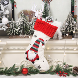 Décorations de <span class=keywords><strong>Noël</strong></span> en tissu motif ours de dessin animé, grandes chaussettes décoratives, sac cadeau de chevet, ornements suspendus pour <span class=keywords><strong>cheminée</strong></span> - Product Image 6