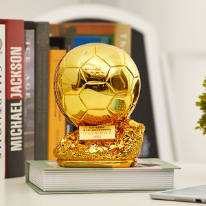 Modelo <span class=keywords><strong>de</strong></span> trofeo <span class=keywords><strong>de</strong></span> resina, trofeo <span class=keywords><strong>de</strong></span> fútbol <span class=keywords><strong>de</strong></span> bola dorada, modelo C. Recuerdos para Fans <span class=keywords><strong>de</strong></span> Romexi, premios Mvp - Product Image 3