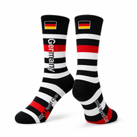 Chaussettes de sport OEM à motif rayé jacquard, respirantes, extensibles, écologiques, séchage rapide, Spandex/Nylon/Coton, pour matchs de football