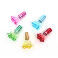 Grosir bentuk bunga 5ml kaca kosong kualitas tinggi semprotan isi ulang warna-warni botol parfum elegan dengan tutup semprot sekrup