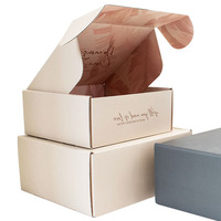 Boîtes d'emballage cadeau pliables en carton kraft ondulé personnalisées avec laminage mat pour chaussettes et chaussures - Fait main