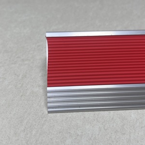 Perfil de Aluminio <span class=keywords><strong>para</strong></span> <span class=keywords><strong>Escaleras</strong></span>, Serie Completa, Compatible con Rodapié y Protector de Esquinas de Pared, Disponible <span class=keywords><strong>para</strong></span> Compra - Product Image 1