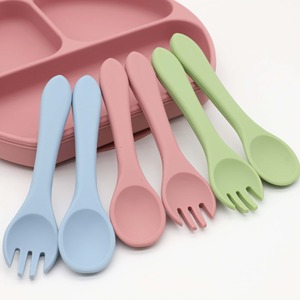 Juego de Cuchara y Tenedor de Silicona Ecológicos para Bebés, Libres de BPA, Reutilizables, Portátiles, para Niños Pequeños, Vajilla Infantil - Product Image 4