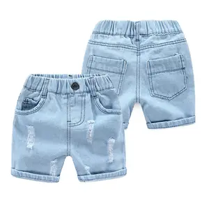 Yaz çocuklar bebek erkek kot kısa pantolon yürümeye başlayan pantolon yırtık çocuklar için uygun 2-7 yaşında