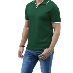 เสื้อโปโลคอวีผู้ชายแบบปรับแต่งโลโก้ ทรงปกติ สำหรับเล่นกอล์ฟ เนื้อผ้าถัก ระบายอากาศได้ดี - Product Image 4