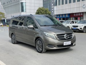 La <span class=keywords><strong>Mercedes</strong></span>-Benz Classe V <span class=keywords><strong>2018</strong></span> 260 Premium Edition National V Professional Car est exportée à bas prix - Product Image 3