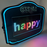 Tablero de mensajes con desplazamiento de logotipo personalizado OEM, señal de letras de control de aplicación, pantalla VIP, presentador de botella con luz LED para salón de club nocturno