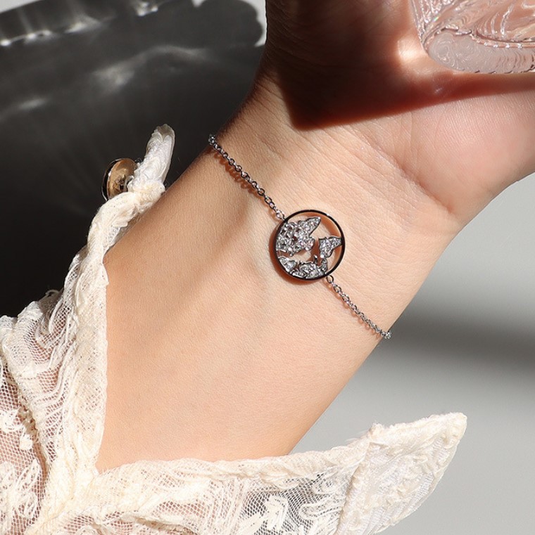 Silver-Bracelet
