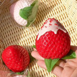 Fruits artificiels géants en TPR, simulation de fraises, fruits rouges réalistes pour la cuisine et la maison - Product Image 1