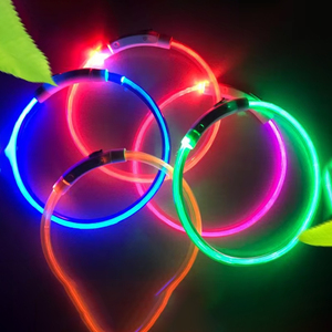 Collare per Animali Domestici in Silicone Ricaricabile con LED, Stile Fibra Ottica, Materiale PVC, Design Cinese, per Uso Notturno, Adatto a Tutte le Stagioni, Tema Halloween - Product Image 5