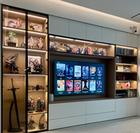 Luxuriöses Wohnzimmer-Glasschrank mit Holzelementen, Moderner TV-Ständer mit Stauraum & LED-Beleuchtung, Wandeinheit