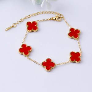 Bracelet en acier inoxydable avec fleur trèfle porte-bonheur en nacre pour femme, bijoux de mode minimalistes de luxe, vente en gros - Product Image 1