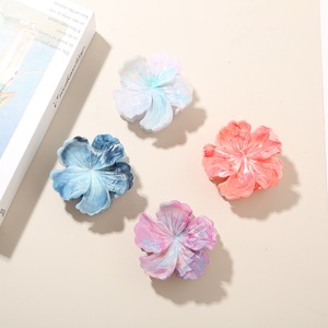 กิ๊บติดผมอะซิเตทแบบขายส่ง ลายหินอ่อน ลายดอก<span class=keywords><strong>ชบา</strong></span> กิ๊บติดผมไล่สีหวานๆ สำหรับผู้หญิง - Product Image 1