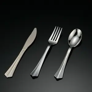20件/套环保批发一次性塑料餐具套装刀餐具制造商