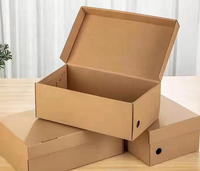 Sacs/Boîtes d'emballage en kraft recyclé biodégradable personnalisés avec logo en couleurs pleines pour vêtements, chaussures, chaussettes, cadeaux