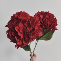 Bunga Hydrangea Beludru Merah Buatan 70cm Grosir untuk Dekorasi Rumah Natal, Vas Bunga Buatan, Rangkaian Bunga, Ornamen