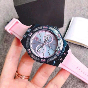 Chất Lượng Cao Guesst Của Phụ Nữ Đồng Hồ Thiết Kế Mới Đặc Sản Cửa Hàng Thời Trang Xu Hướng Thạch Anh Đồng Hồ Thời Trang Silicone Dây Đeo Đồng Hồ Đeo Tay - Product Image 4