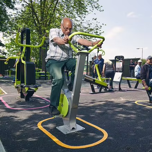 Equipo de Fitness al aire libre Entrenador elíptico doble Parque Comunidad Equipo de ejercicio para ancianos <span class=keywords><strong>Aparato</strong></span> de gimnasio al aire libre duradero - Product Image 4