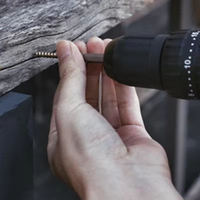 Vente directe d'usine Mini perceuse Perceuse sans fil avec fonction d'impact Mandrin sans clé avec chargeur de batterie Ensemble d'outils électriques 21V OEM