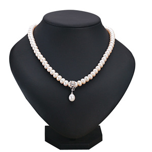 สร้อยคอมุกน้ำจืดสีขาวแบน 8 มม. ระดับไฮเอนด์สำหรับผู้หญิง สร้อยคอแบบไม่ติดกระดูกไหปลาร้า ให้ความรู้สึกหรูหราเบาๆ - Product Image 5