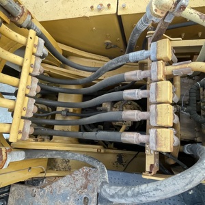 Excavatrice sur chenilles hydraulique CAT 390F d'occasion, 90 tonnes, pour travaux miniers et de construction lourds - Product Image 5