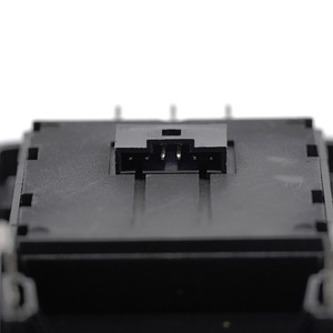   Interruptor de elevalunas eléctrico 5801304490 para uso automotriz - Product Image 4