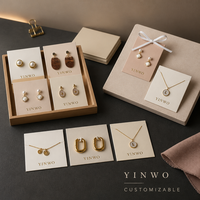 Carte en papier personnalisée pour bijoux (boucles d'oreilles, colliers) – Impression de logo sur mesure, OEM, ODM, conception gratuite, plus de 1000 pièces