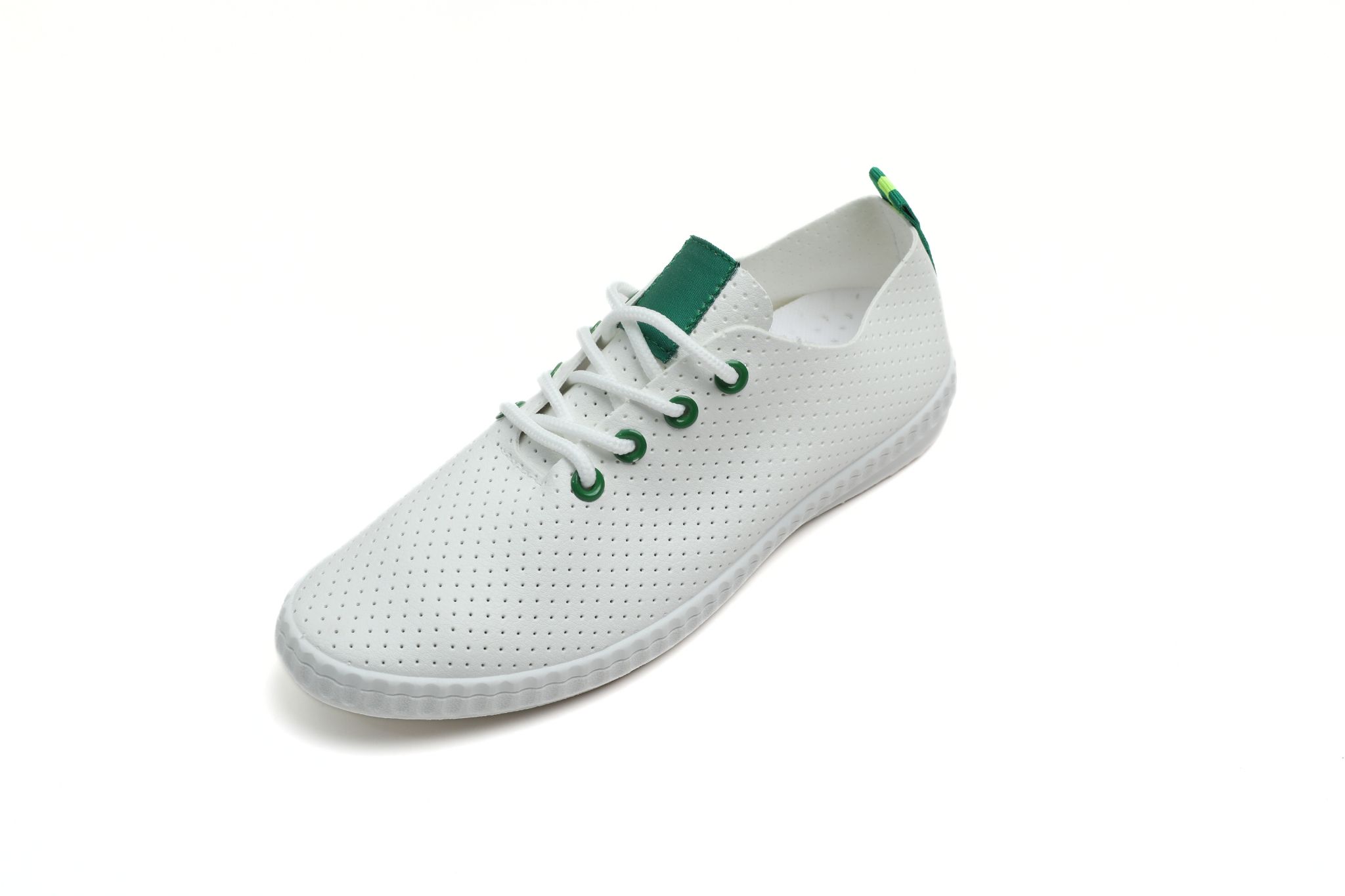 สีเขียว