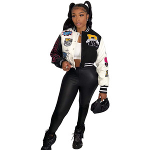 <span class=keywords><strong>Giacca</strong></span> da Baseball in poliestere Chic da donna con motivo a maniche lunghe con lettere cappotto nero bianco vestito per 2024 autunnale tecnica stampata Chic - Product Image 2