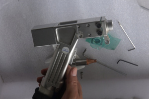 Hot bán hàng sản phẩm Trung Quốc tốc độ nhanh <span class=keywords><strong>mini</strong></span> 1kw 2kw <span class=keywords><strong>CNC</strong></span> thép không gỉ kim loại thép <span class=keywords><strong>Lazer</strong></span> thợ hàn - Product Image 6