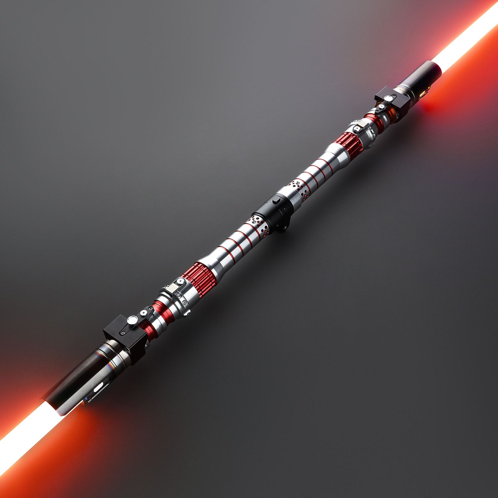 カスタムライトセーバー LGT VERNESTRA ｜SYBERSABERS – SyberSabers