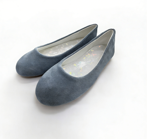 Chaussures plates Mary Jane en daim personnalisables/OEM pour filles, chaussures d'école confortables en velours noir avec sangle réglable, chaussures pour enfants. - Product Image 2