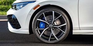2025 Volkswagens <span class=keywords><strong>Golf</strong></span> R-Line 300TSI R-Line Sports Sedan Versión China Hecho 200 km/h Gasolina Combustible Coche Nueva versión <span class=keywords><strong>Golf</strong></span> - Product Image 6