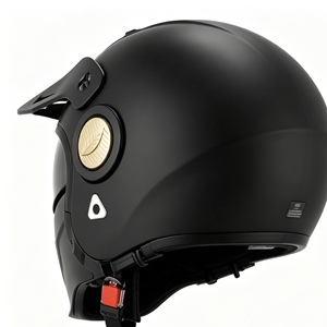 Casque de moto intégral noir, coque ABS, visière double miroir dorée, design épuré, homologué DOT, modulaire, rabattable, toutes saisons - Product Image 2