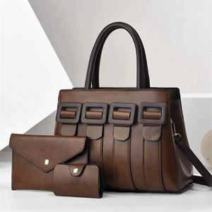 2026 Tendencias Nuevos modelos Precio más bajo Color rojo superior Boda de lujo Bolsos de lujo para mujeres Logotipo personalizado - Product Image 2
