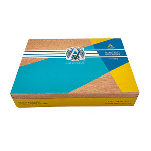 Caja de Cigarros de Madera de Cedro Sólido Personalizada, Humidor Portátil de Gran Capacidad, Rectangular, Superficie Pulida, Embalaje General - Product Image 3