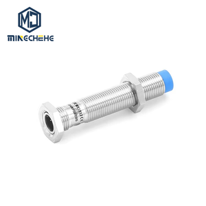 Capteur d'induction cylindrique IME12-04NNSZW2K avec connecteur M12 pour le contrôle des équipements de fabrication - Product Image 1
